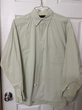 Structure Men's Pale Green Button-Down Dress Shirt